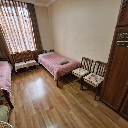 Tamari Guest House Telavi Esterno foto
