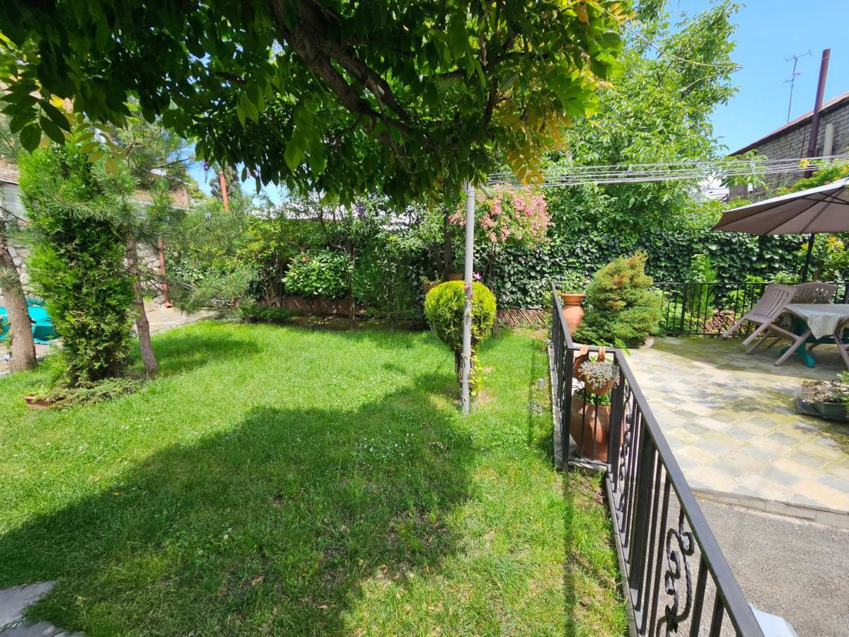 Tamari Guest House Telavi Esterno foto