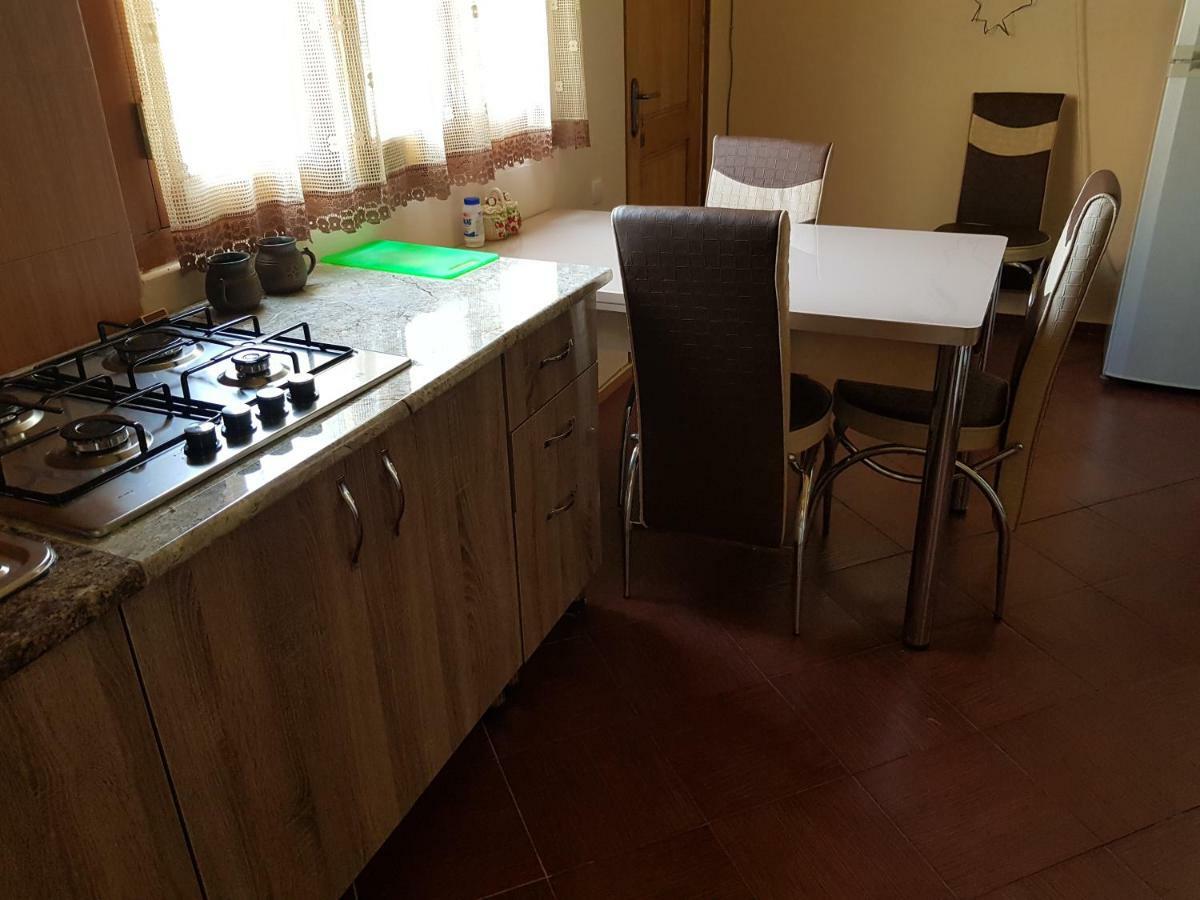 Tamari Guest House Telavi Esterno foto