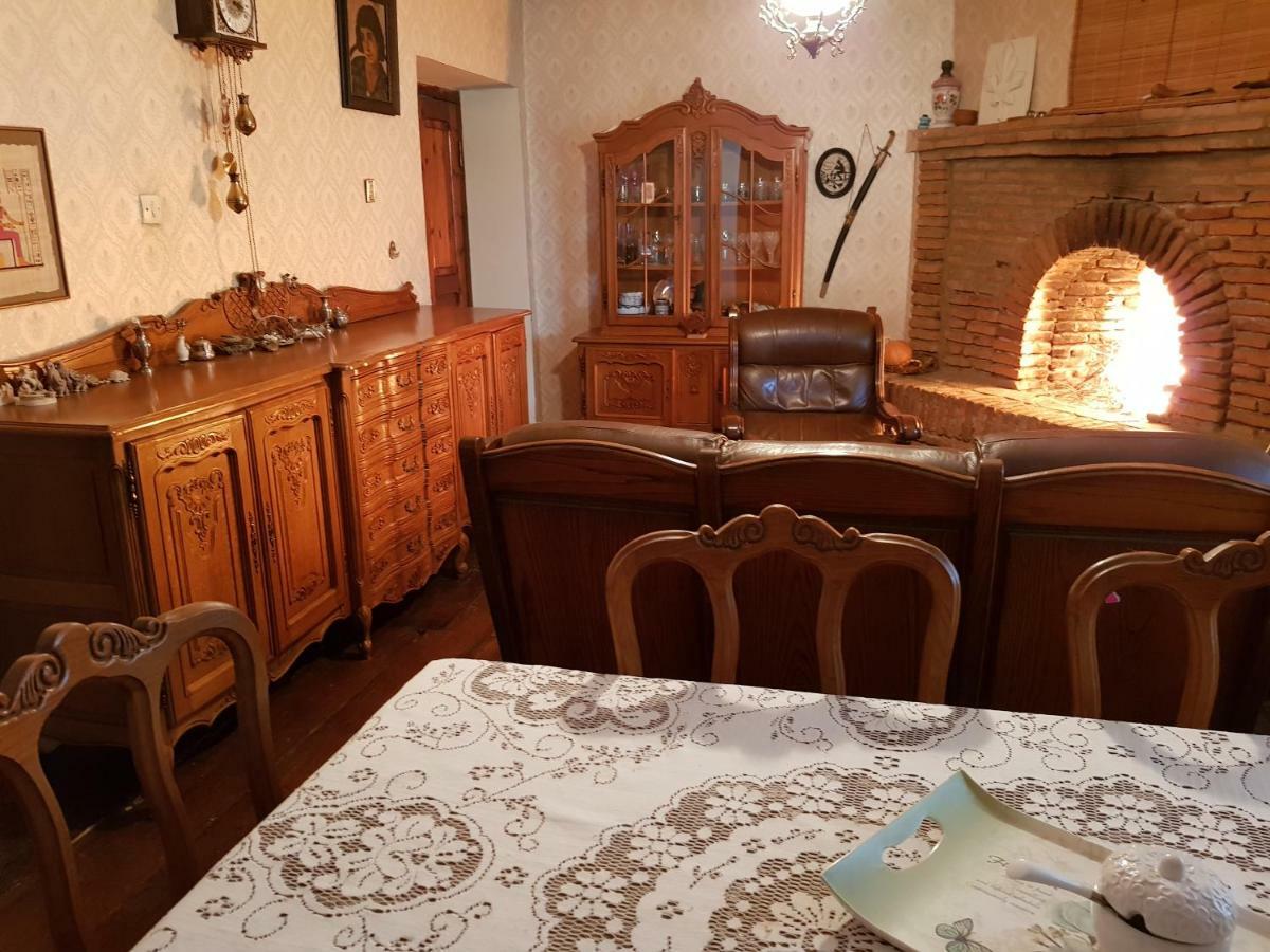 Tamari Guest House Telavi Esterno foto