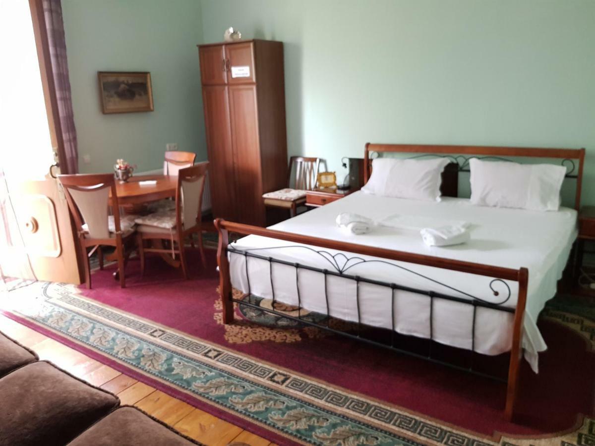 Tamari Guest House Telavi Esterno foto